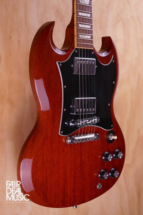 Gibson SG Standard 2008 in Cherry, USED - Fair Deal Music