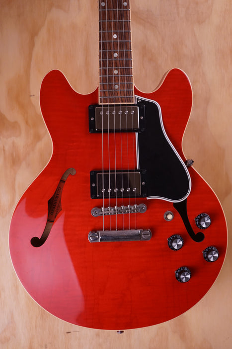 Gibson ES-339 Custom Shop in Figured Sixties Cherry, USED - Fair Deal Music