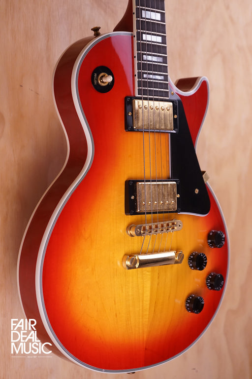 Gibson Les Paul Custom in Heritage Cherry, USED - Fair Deal Music