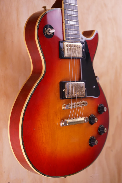 Yamaha SL700 Les Paul Custom in Cherry Sunburst, USED - Fair Deal Music