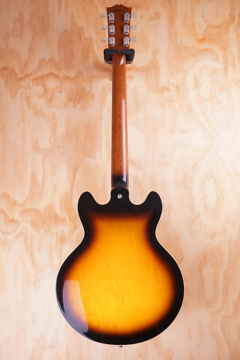 Gibson Custom Shop ES-3399 in Sunburst, USED - Fair Deal Music