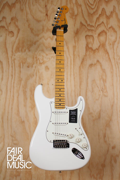 Fender Player Stratocaster Polar White, Ex Display - Fair Deal Music